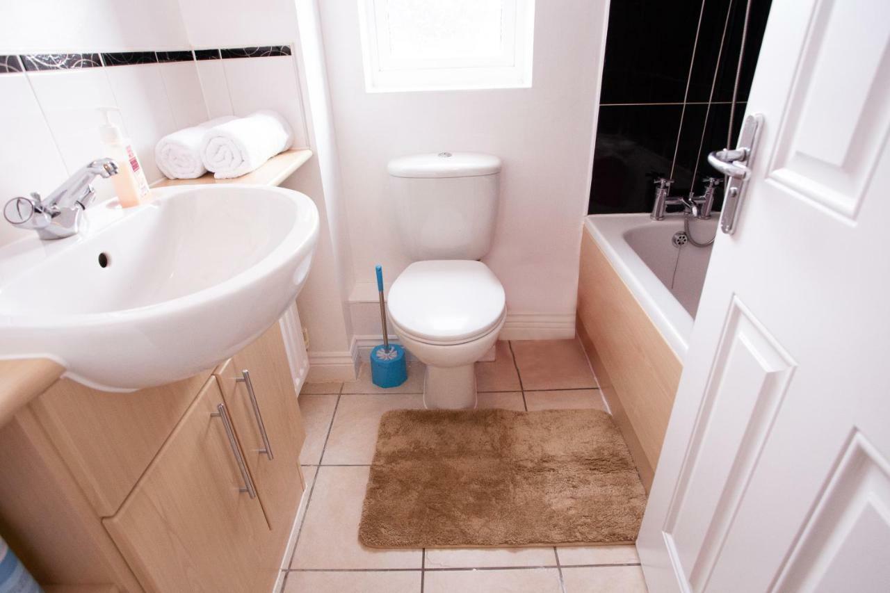 Holiday home Oxley Comfy House - Oxley Park Milton Keynes